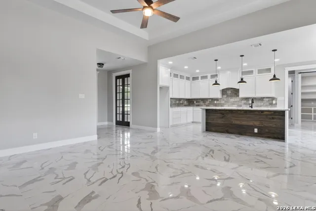 490 North Star Dr Bandera, TX 78003