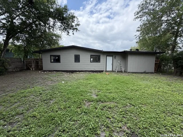 5409 ARNESON DR Kirby, TX 78219