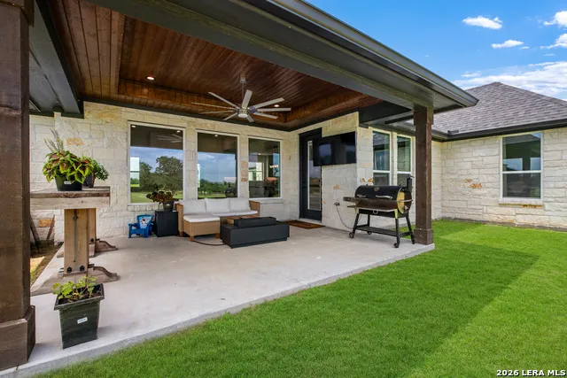 9974 HIDDEN POND DR Iola, TX 77861