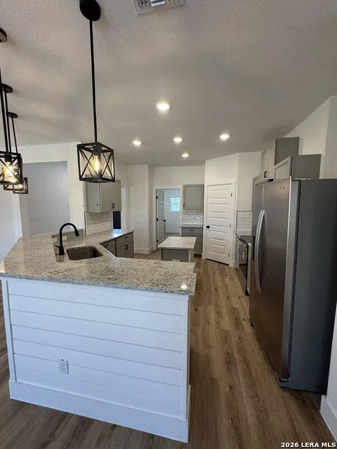 2000 OWENS AVE Three Rivers, TX 78071
