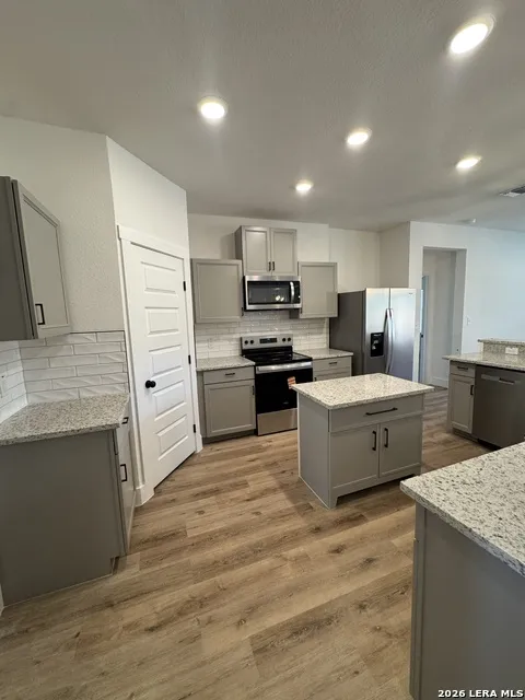 2000 OWENS AVE Three Rivers, TX 78071