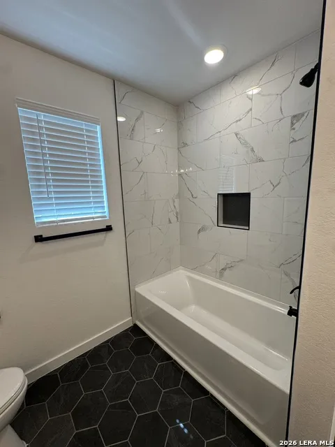2000 OWENS AVE Three Rivers, TX 78071