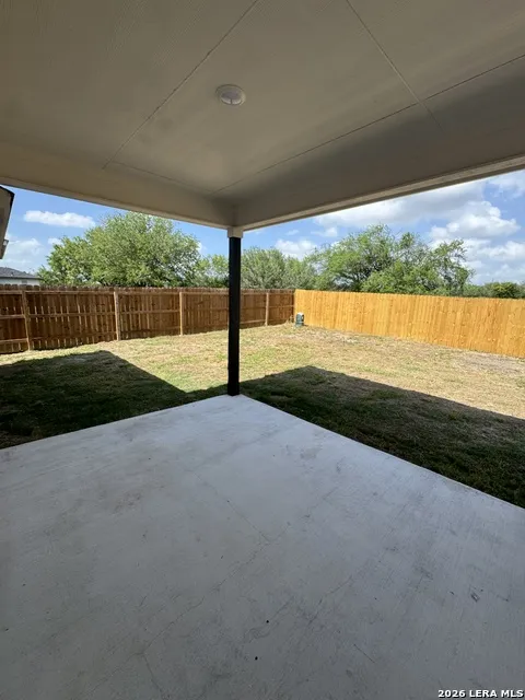 2000 OWENS AVE Three Rivers, TX 78071