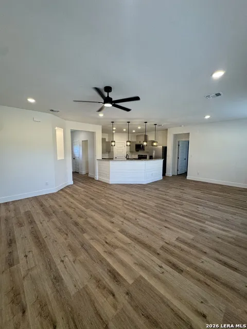 2000 OWENS AVE Three Rivers, TX 78071