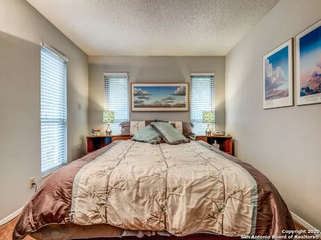 9611 AZALEA CIR Garden Ridge, TX 78266