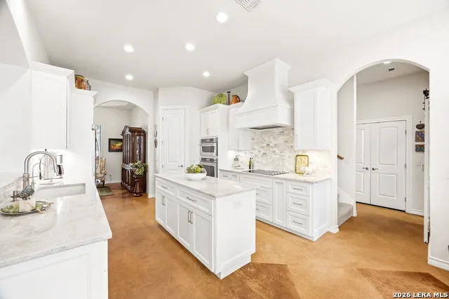 541 Saxet Trail Spring Branch, TX 78070