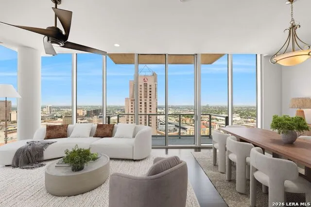 610 E MARKET ST #2708 San Antonio, TX 78205
