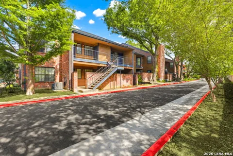 4803 Hamilton Wolfe #914