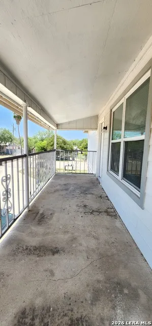 724 PROGRESO Eagle Pass, TX 78852