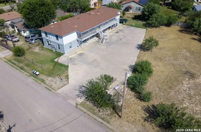 724 PROGRESO Eagle Pass, TX 78852