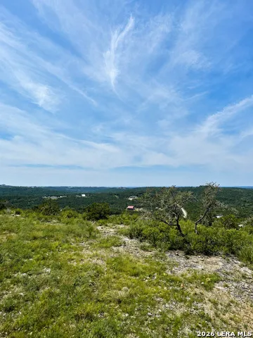 19 County Road 270 Mico, TX 78056