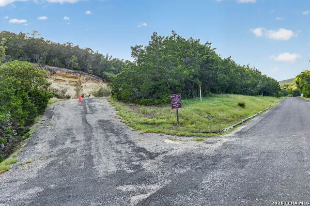 449 SHEPHERDS CROOK Helotes, TX 78023
