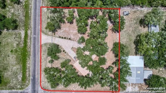 527 traylor Rockport, TX 78382