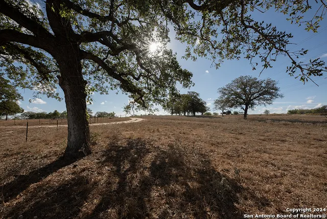 2991 Cr 442 Stockdale, TX 78160