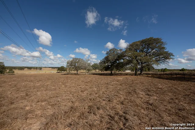 2991 Cr 442 Stockdale, TX 78160