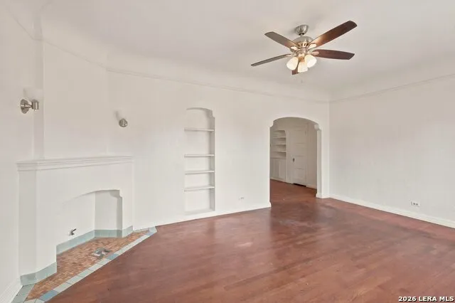 412 CLUB DR Unit 1 San Antonio, TX 78201