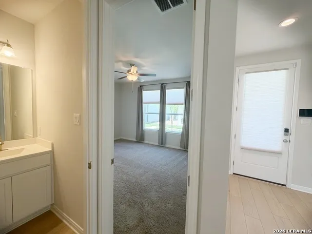 2161 Hofstaat Unit # 63 New Braunfels, TX 78130