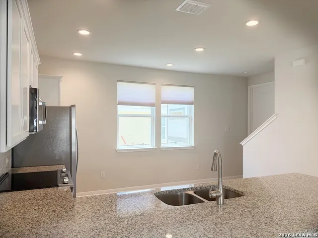 2161 Hofstaat Unit # 63 New Braunfels, TX 78130