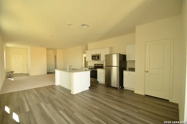 870 Barnacle Ct Adkins, TX 78101