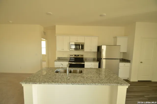 870 Barnacle Ct Adkins, TX 78101