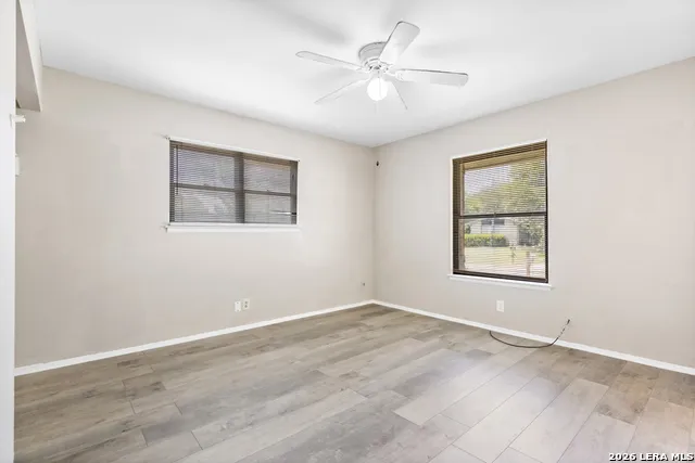 12214 Lone Shadow Trail Live Oak, TX 78233