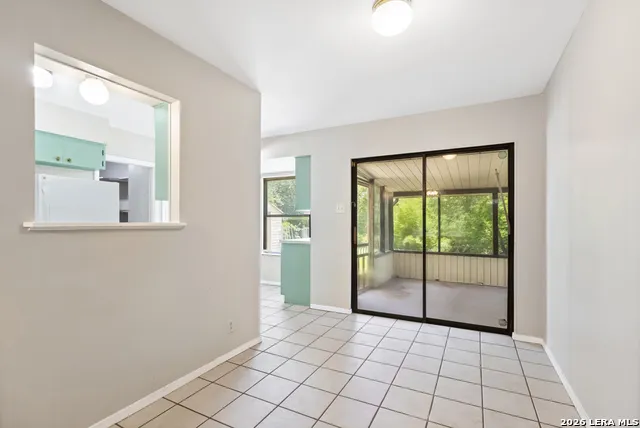 12214 Lone Shadow Trail Live Oak, TX 78233