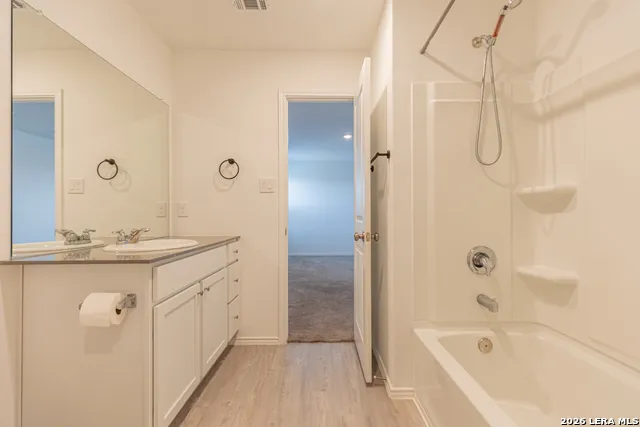 5319 Hornbeck Converse, TX 78109