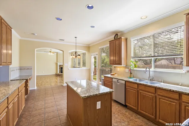 8506 RATON WAY Helotes, TX 78023