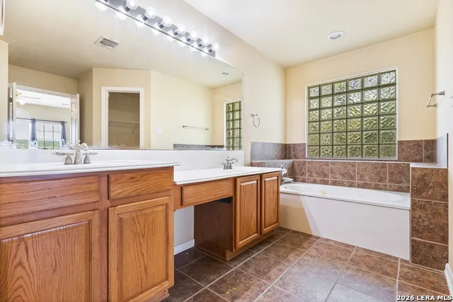 8506 RATON WAY Helotes, TX 78023
