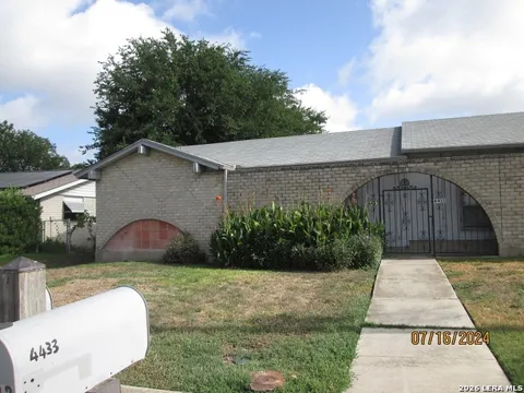 4431 MYRNA DR