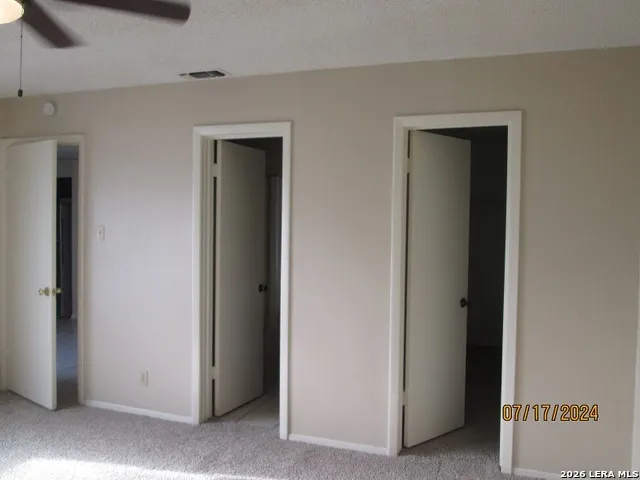 4431 MYRNA DR San Antonio, TX 78218