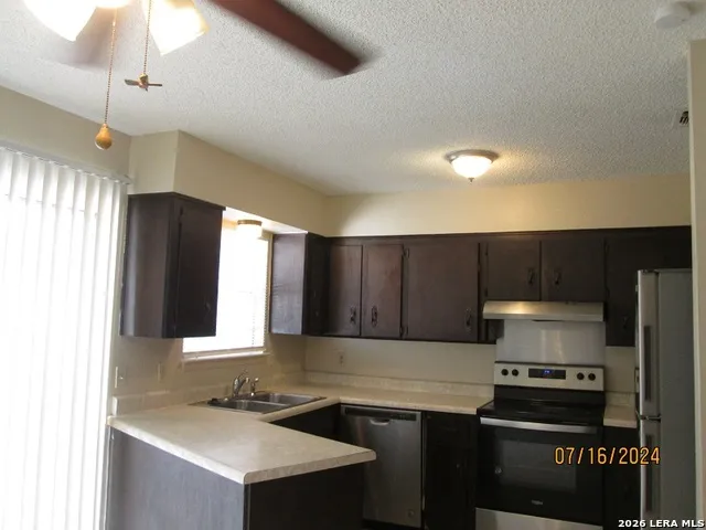 4431 MYRNA DR San Antonio, TX 78218