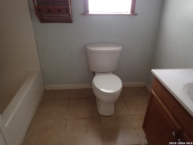 585 Indigo Pipe Creek, TX 78063