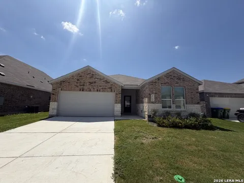 8908 San Carlos