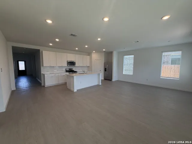 8908 San Carlos Seguin, TX 78155