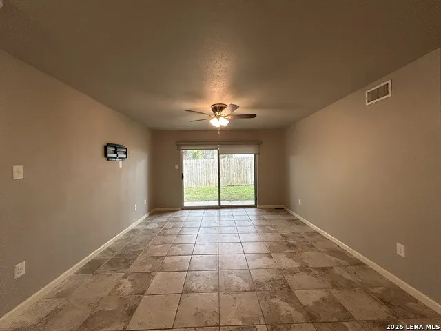 551 TERMINAL LOOP RD Unit D5 McQueeney, TX 78123