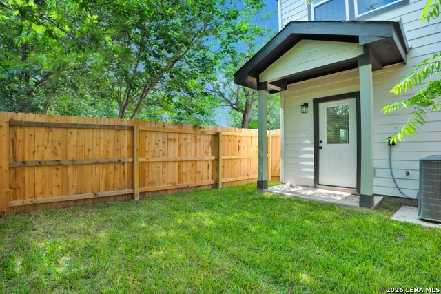 525 Dakota Unit 102 San Antonio, TX 78203
