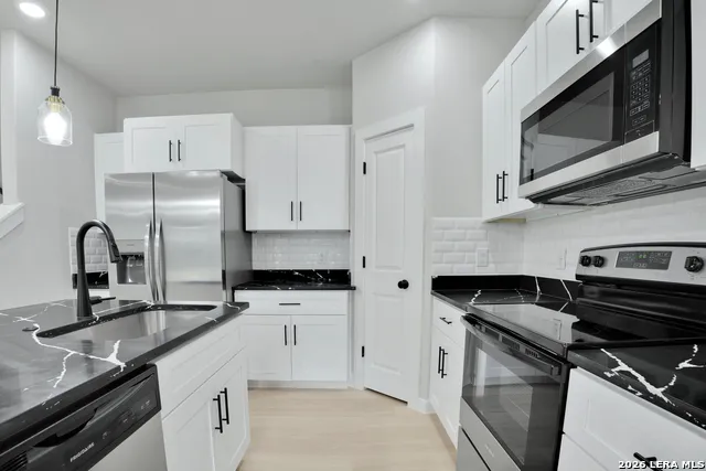 525 Dakota Unit 102 San Antonio, TX 78203