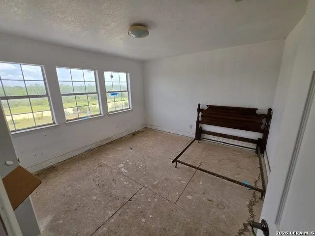 3665 Pvt Rd 5500 Uvalde, TX 78801