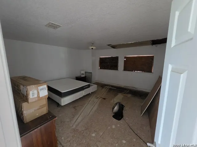 3665 Pvt Rd 5500 Uvalde, TX 78801