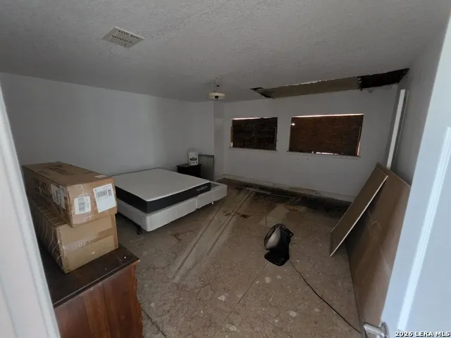 3665 Pvt Rd 5500 Uvalde, TX 78801
