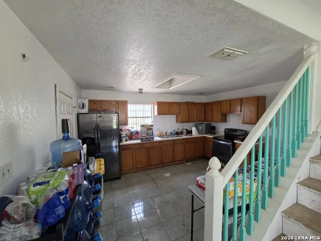 3665 Pvt Rd 5500 Uvalde, TX 78801