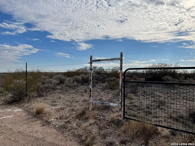 1292 Venado Grande Eagle Pass, TX 78852