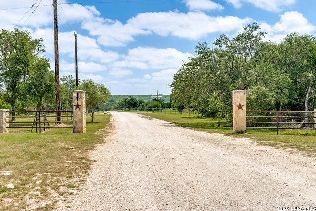 TBD Chisolm Trail Utopia, TX 78884