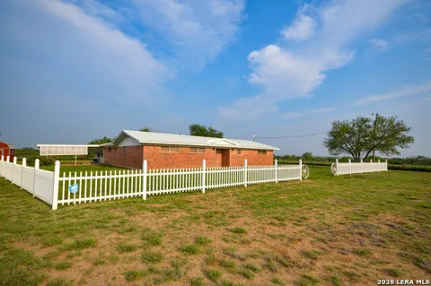 2923 FM 186
