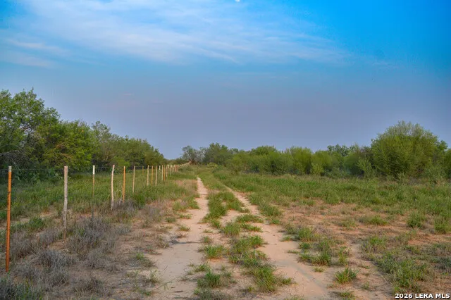 2923 FM 186 Carrizo Springs, TX 78834