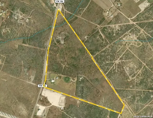 2923 FM 186 Carrizo Springs, TX 78834