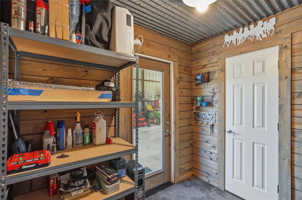 681 Emma Rd Oakhurst, TX 77365