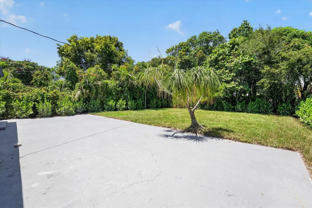 1645 NW 121ST STREET North Miami, FL 33167