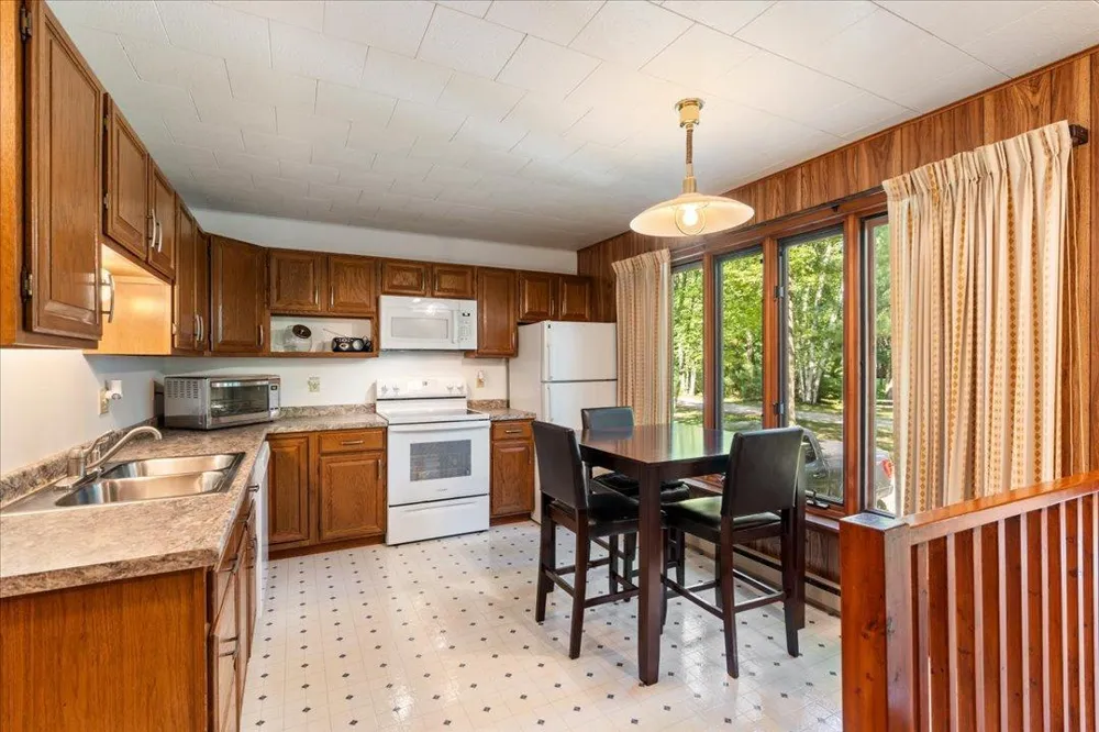 20535 Ward Avenue Brainerd, MN 56401